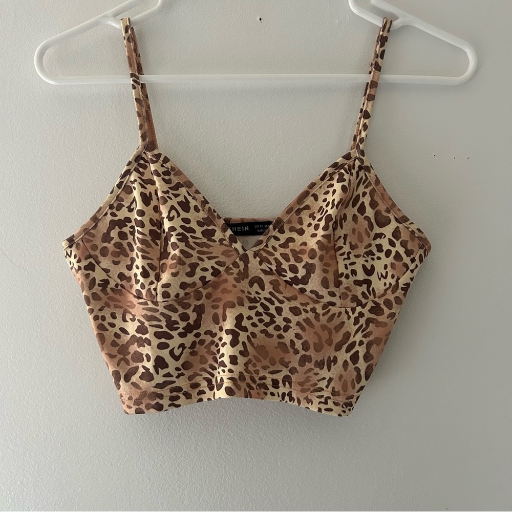 Womens US XS Shein Leopard Cropped Tank Top